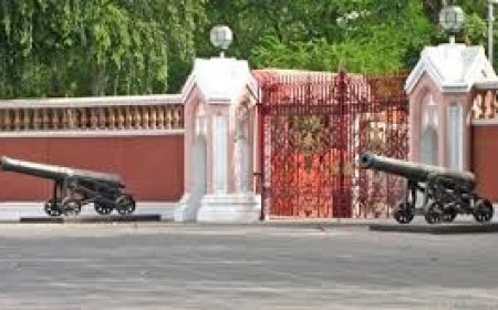 ‘राजभवन’ का नाम बदला अब ’जन भवन’  कहलायेगा